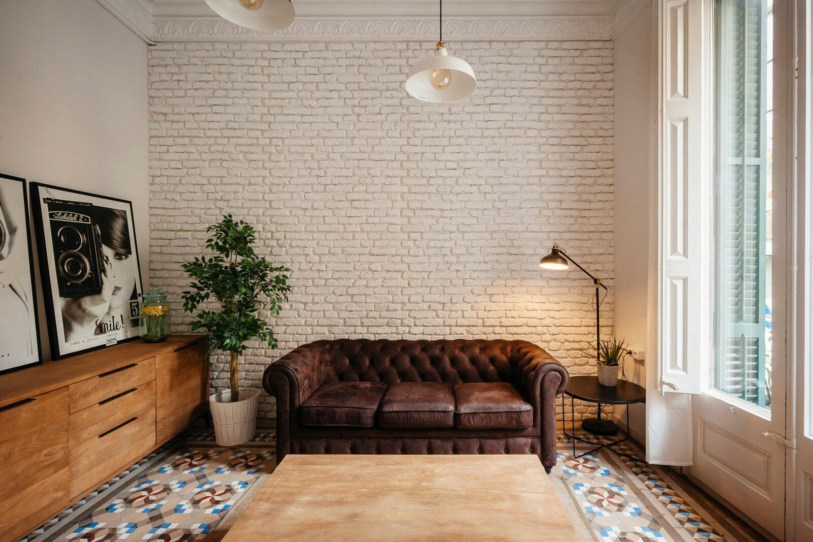 The Centre of the Universe