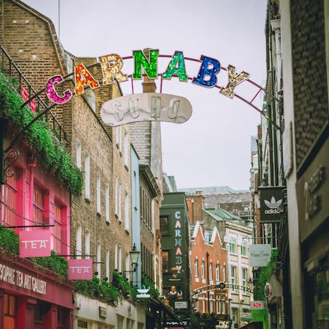 Explore all of London from this handy central spot