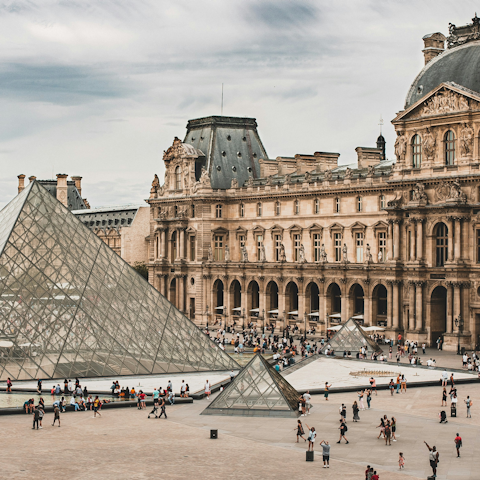 Explore the world-famous Louvre – half an hour away on foot