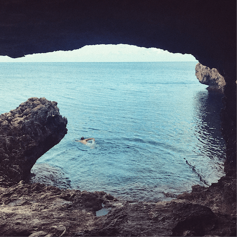 Spend your days swimming in the crystal-clear water – the beach is a five-minute walk