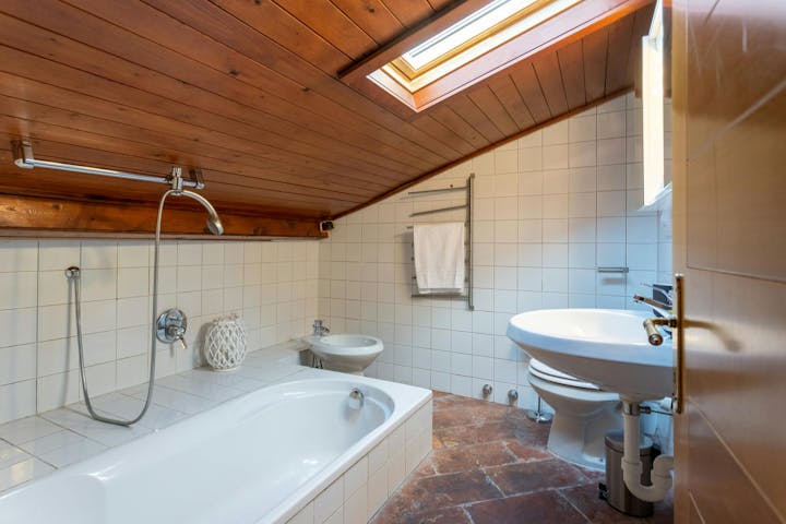Bathroom photo