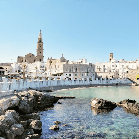 Explore the coastal city of Monopoli – it's only 6km away
