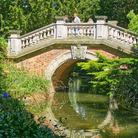 Pick up some croissants for an alfresco breakfast in Parc Monceau – it's just a few minutes away
