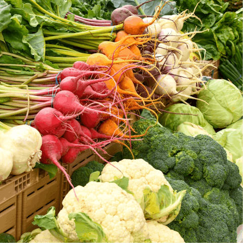 Browse Mercado dos Lavradores, a fifteen-minute stroll from this home