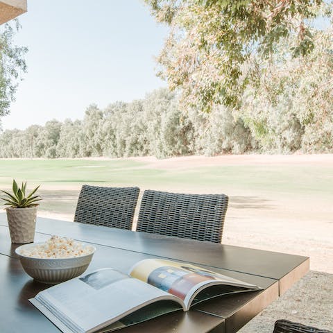 Enjoy alfresco breakfast on the fairway