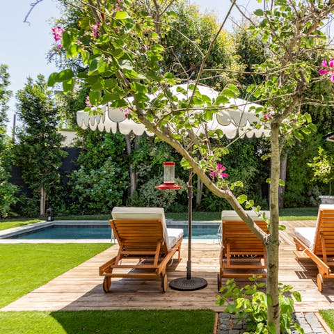 Spend lazy days in the sunlounger, soaking in the Californian sun