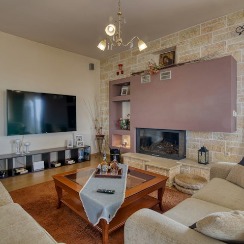 Cosy up in front of the fire during off-season stays