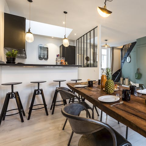 Bring home croissants from the downstairs boulangerie for breakfast in the kitchen