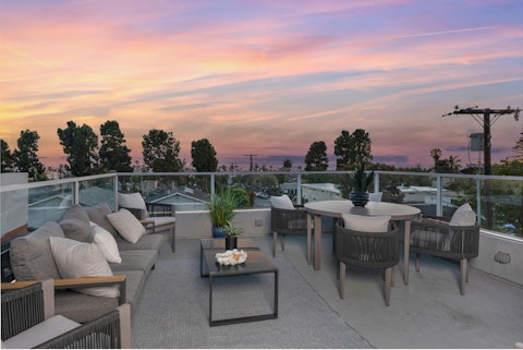 Watch the sky change colour over the neighbourhood at dusk