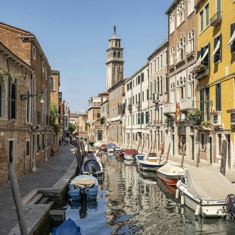 Wind your way through the historic streets of Dorsoduro