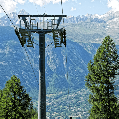 Take the funicular to Bourg-Saint-Maurice