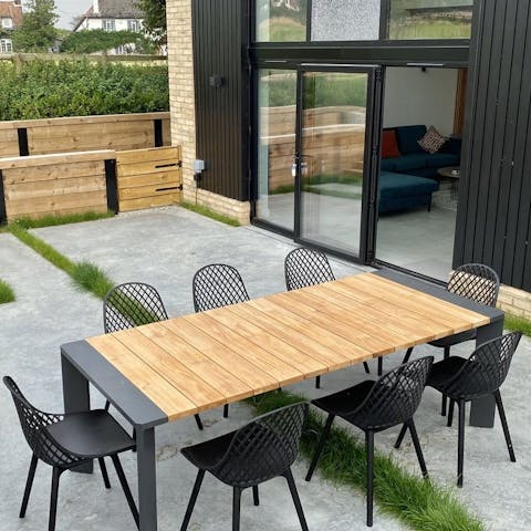 Gather in the garden for alfresco dining and drinks