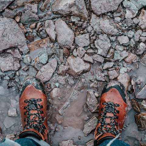 Bring your hiking boots – you'll be right on the Greenway di Lago trail