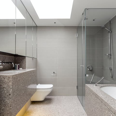 The sleek & modern bathrooms