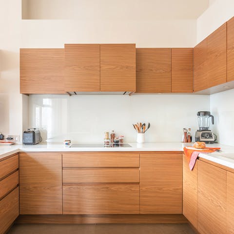 A large workspace for cooking up a storm