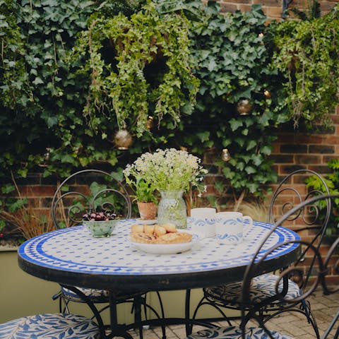 Dine alfresco in the private courtyard