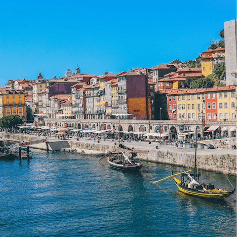 Take your pick from the restaurants and bars lining the riverside promenade at Cais da Ribeira, a ten-minute stroll away