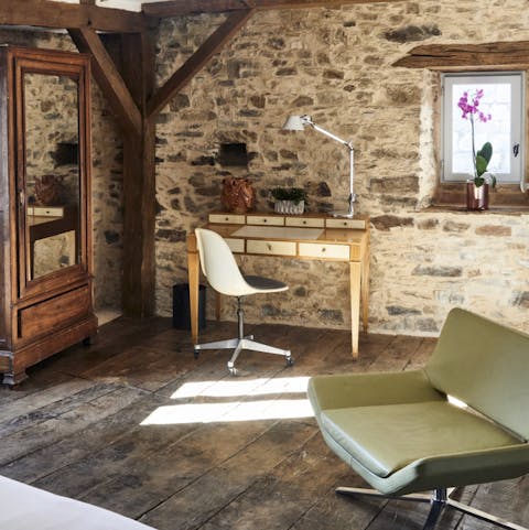 Sunny spaces to relax or work