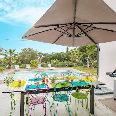 Dine alfresco while enjoying the beautiful natural surroundings