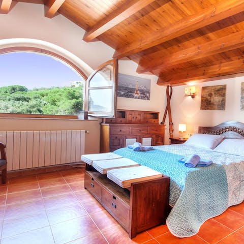 Wake up to views of the countryside