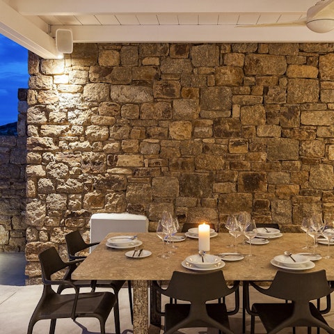 Wine and dine in the fresh sea breeze