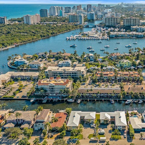 Meander along the waterways of Fort Lauderdale straight from the dock