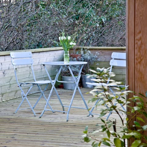 Take a glass of sparkling English wine out to your private decking after dinner