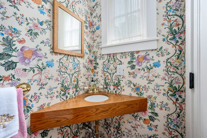Bathroom photo