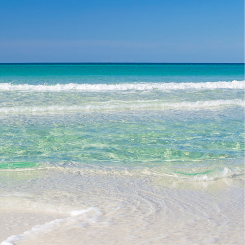 Drive to Hollywood Beach in just a few minutes