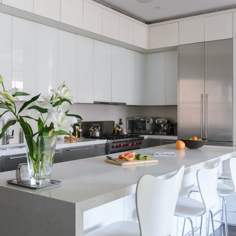 The bright breakfast bar