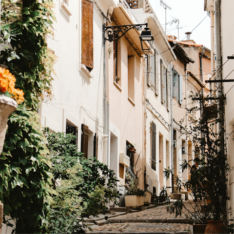 Explore charming Saint Rémy, a twenty-minute walk away