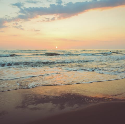 Have you feet on the beaches of San Lorenzo in no time – the sea is only 100m away