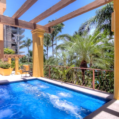 Watch the sun set from the plunge pool