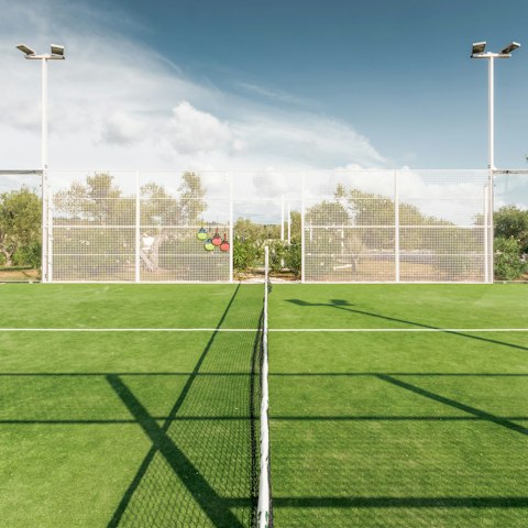 Embrace light hearted family fun on the padel tennis court