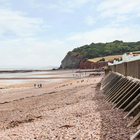 Spend the day in Minehead, just 4 miles away