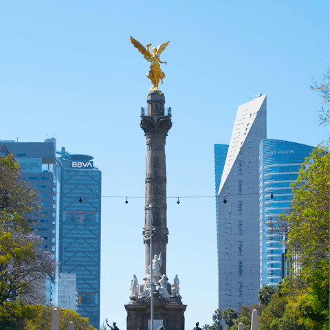 Head to the iconic Ángel de la Independencia – a short taxi ride away