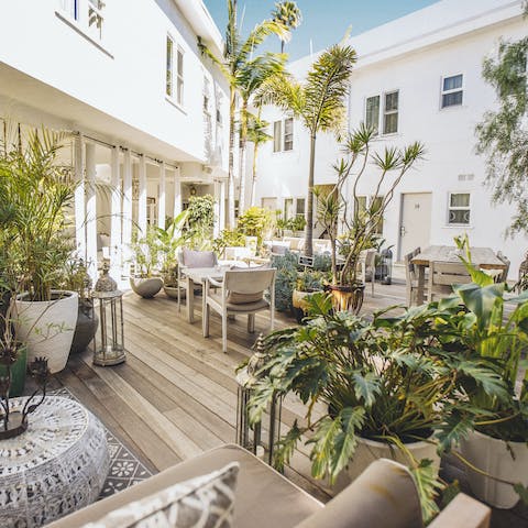 Enjoy delicious alfresco meals at the on-site restaurant