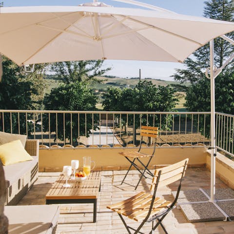 Enjoy a delicious Italian apéritif in the outdoor seating area