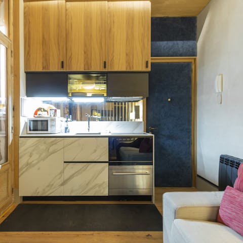 Prepare some tapas at the kitchenette for a cosy night in