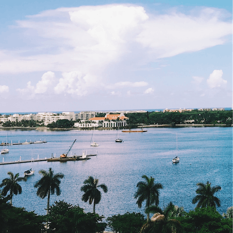 Stay in Palm Beach County, only a short drive from boutiques, restaurants and the beach