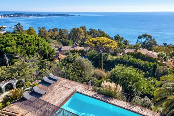 A Riviera Vista