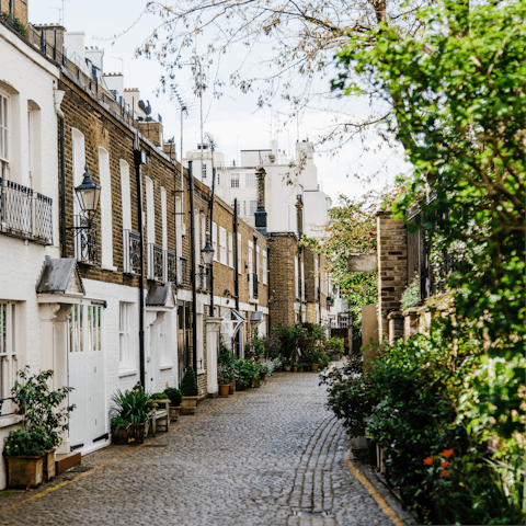 Stay in South Kensington, close to shops, cafes, and restaurants