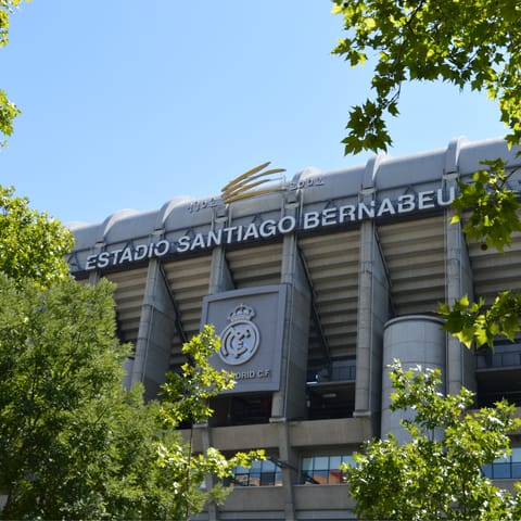 Cheer on Real Madrid at Santiago Bernabéu Stadium