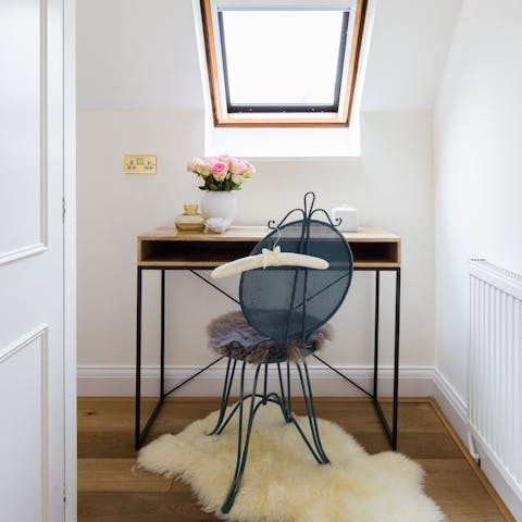The cosy dressing table