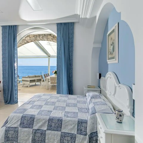 Wake up to sunshine and sea views