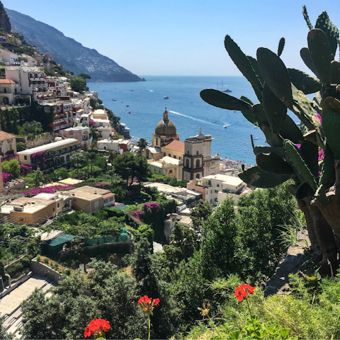Drive around forty minutes along the Amalfi Coast for lunch in Positano