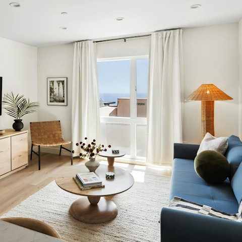 Glimpse the Pacific Ocean from the living room