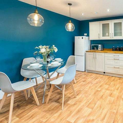 Enjoy breakfast at the dining table before strolling along the River Severn