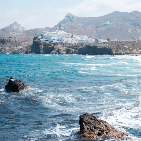 Discover the stunning Cyclades island of Naxos