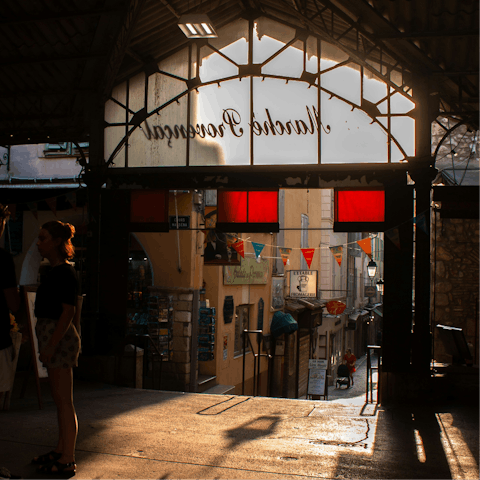 Join the locals and browse the nearby Provencal market, three-minute walk away